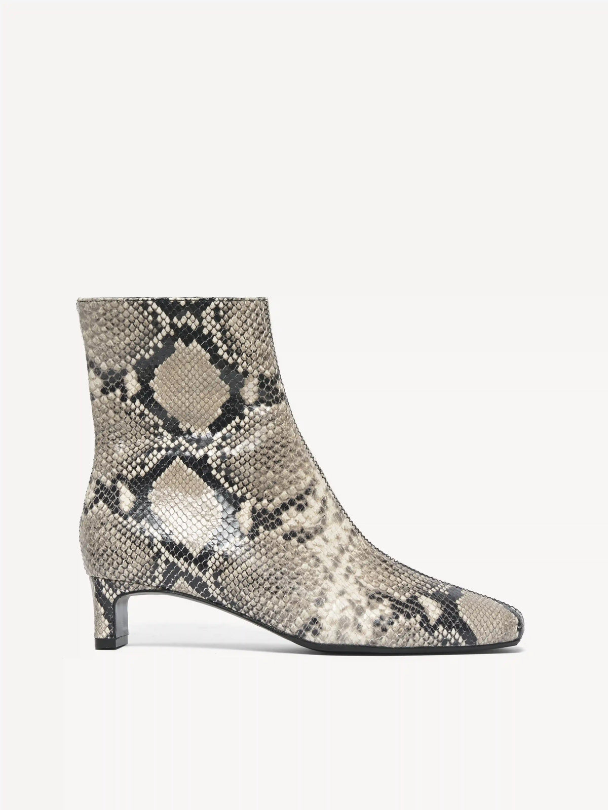 The Una Bootie 35